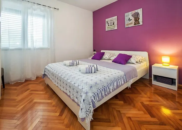 Sunny Apartments